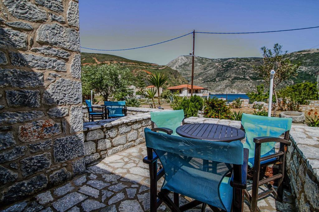 Psamathous Guesthouse Pórto Káyio Екстериор снимка